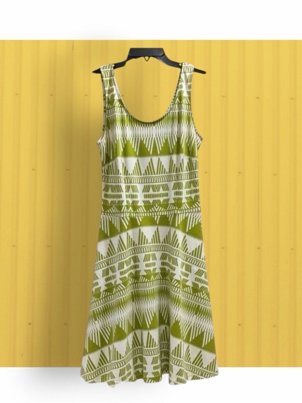 Green and White Geometric Print A Line Dress